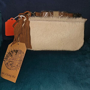 Women's Catchfly Studio Beige Brown Faux Fur Clutch Wristlet One Size